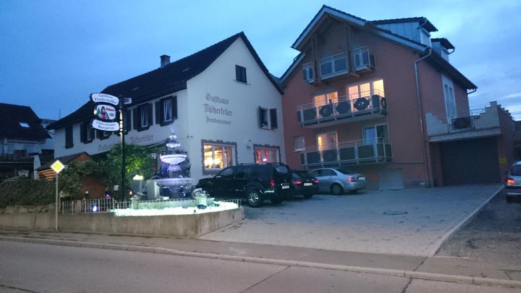 Gasthaus-Pension Fischerkeller Randegg Kültér fotó