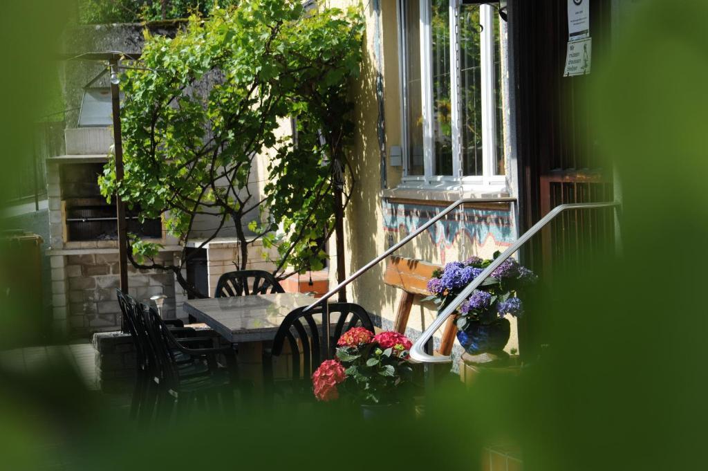 Gasthaus-Pension Fischerkeller Randegg Kültér fotó