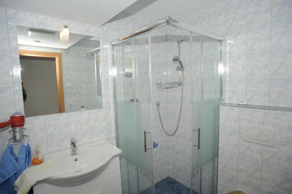 Gasthaus-Pension Fischerkeller Randegg Kültér fotó